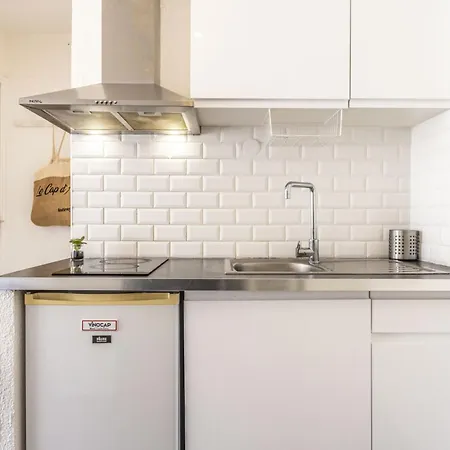 Апартаменты Les Raisins D'or-4 By Interhome *